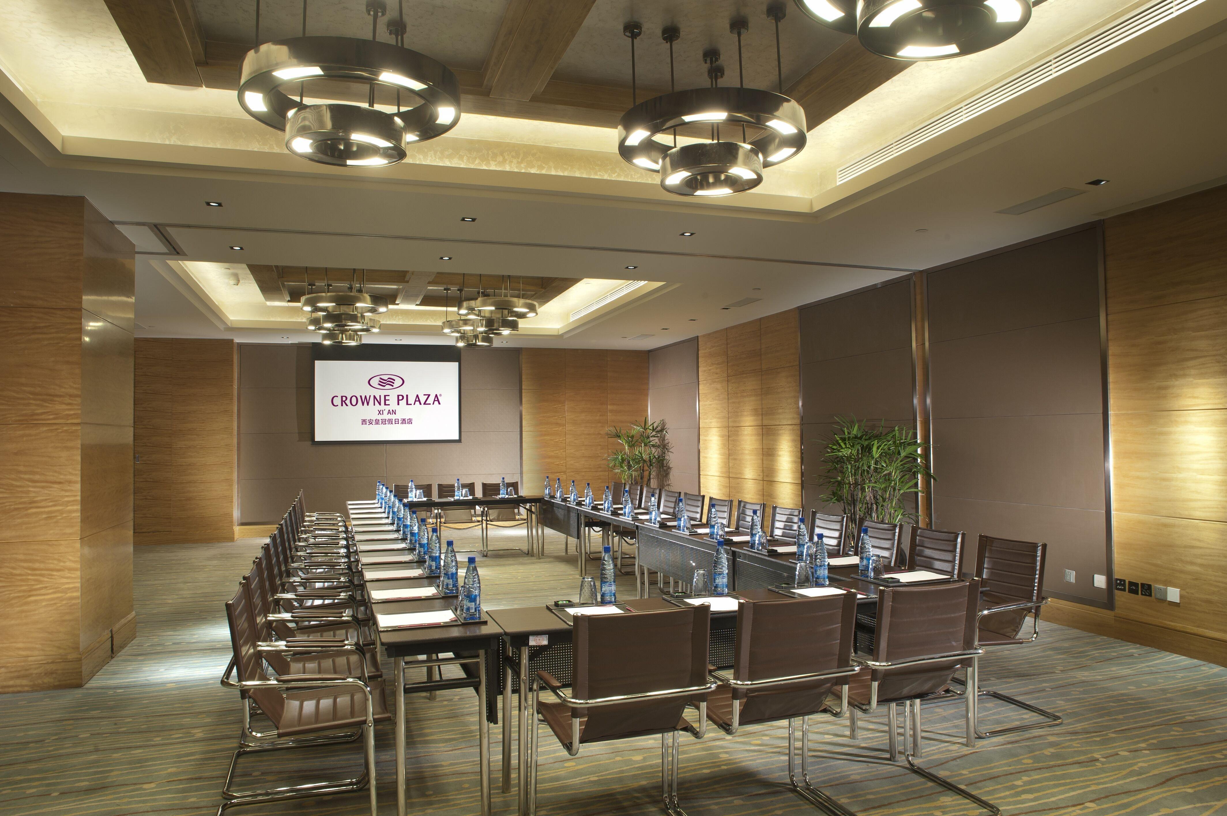 Crowne Plaza Xi'An By Ihg Hotel Бизнес снимка